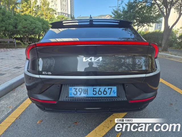 Kia EV6 — Фото автомобиля 5