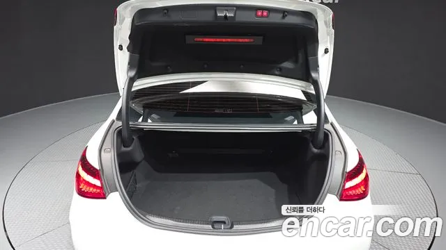 Mercedes-Benz C-Class W206 — Фото автомобиля 26