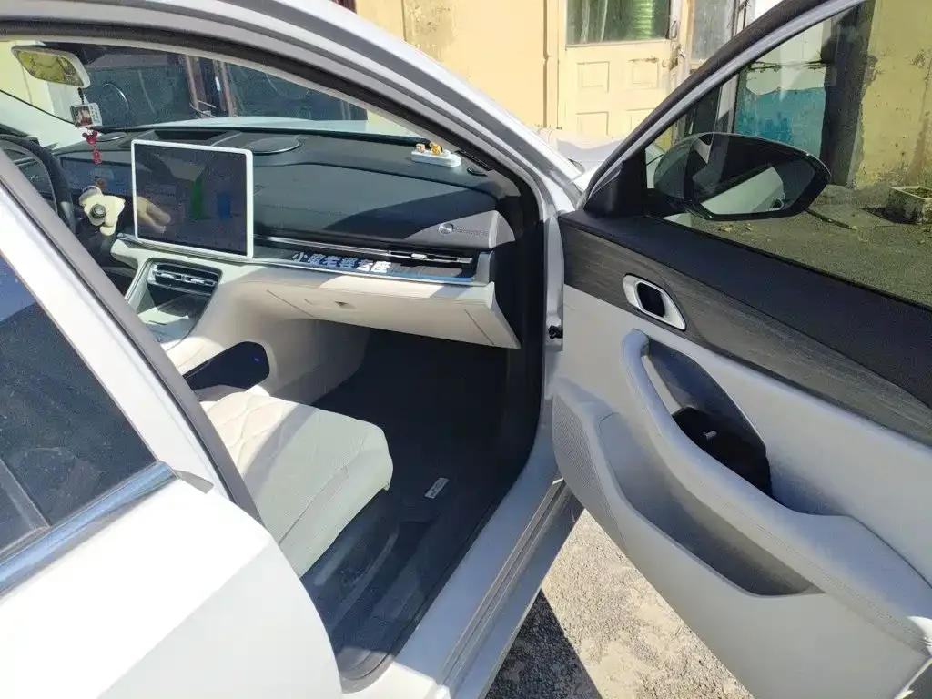Geely Galaxy Galaxy A7 2025 EM-i — Фото автомобиля 19