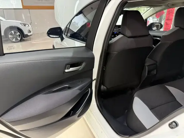 Toyota Corolla — Фото автомобиля 17