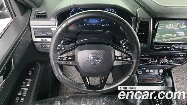 KG_Mobility_Ssangyong Rexton Новый Rexton Sport Khan Дизель 2.2 4WD — Фото автомобиля 13