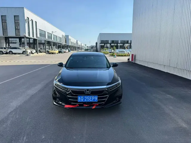 Фотография автомобиля — Honda Accord