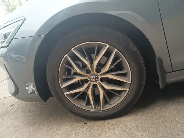 BYD Qin PLUS — Фото автомобиля 10