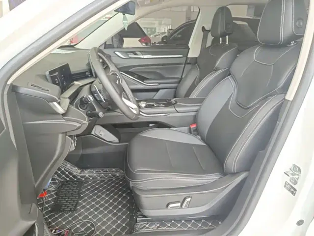 Haval H6 — Фото автомобиля 14