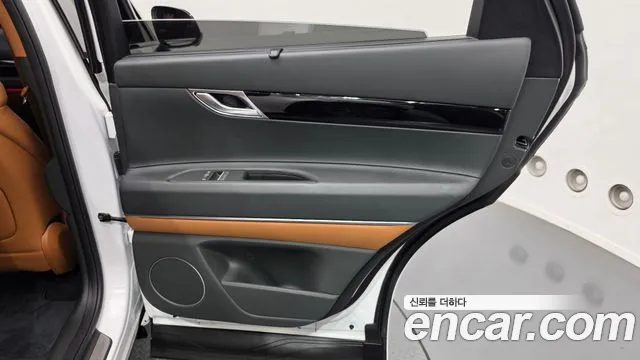 Genesis GV80 — Фото автомобиля 14