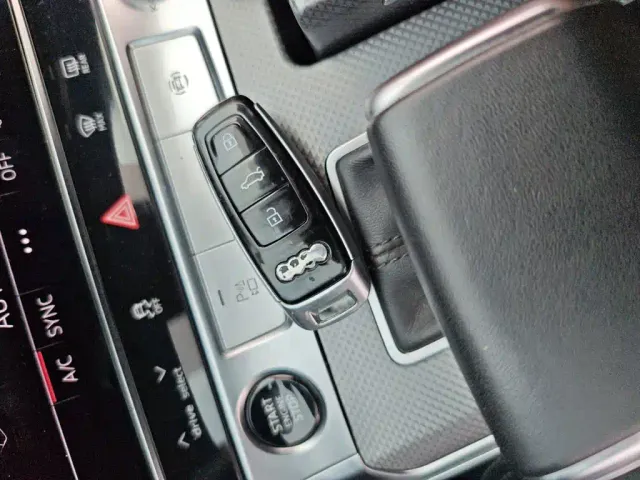 Audi A6L — Фото автомобиля 11
