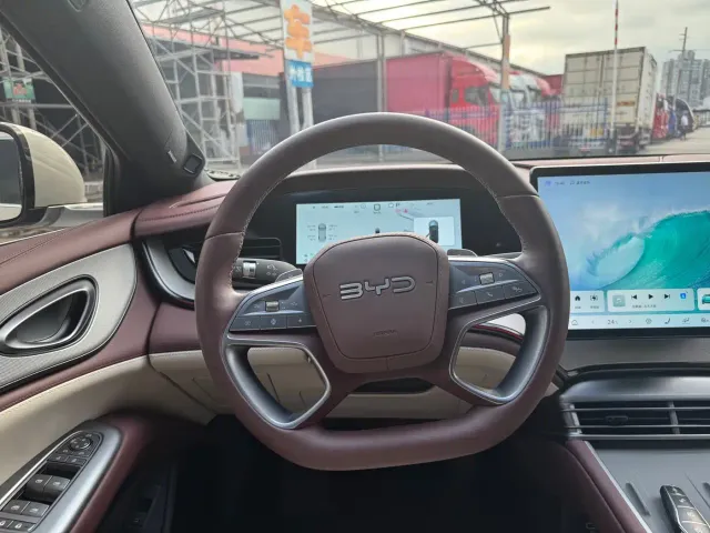 BYD Seal 07 DM-i — Фото автомобиля 17