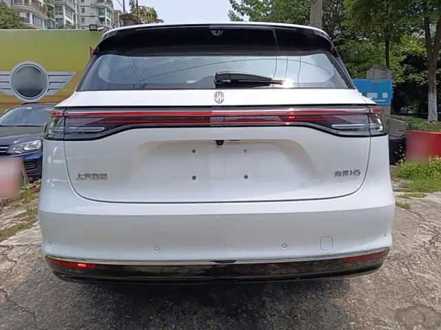Shangjie SUV — Фото автомобиля 5