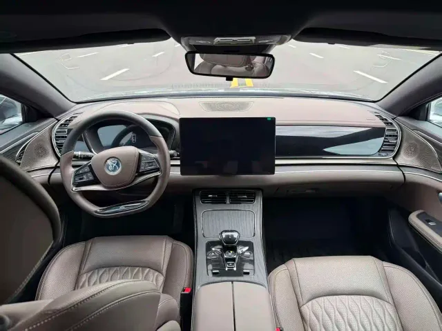 BYD Han — Фото автомобиля 5
