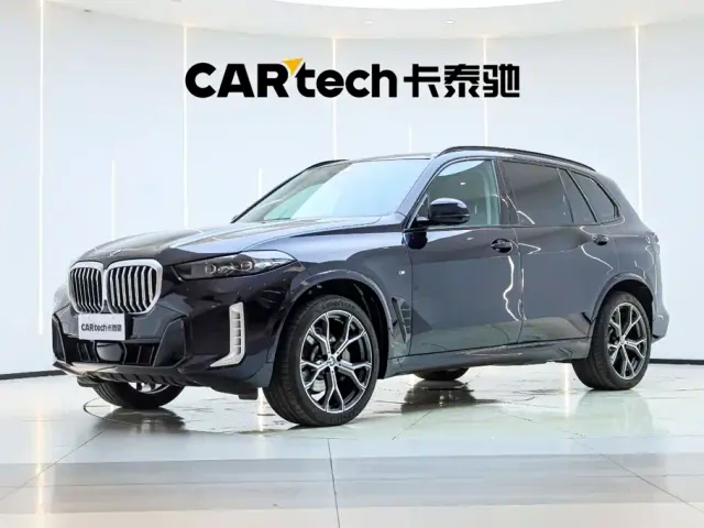 Фотография автомобиля — BMW X5