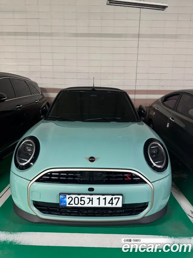 Фотография автомобиля — MINI Cooper Convertible 4th Gen