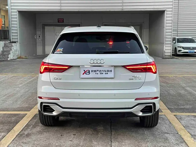 Audi Q3 — Фото автомобиля 4