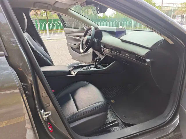 Mazda Mazda3 Axela 2023 2.0L Auto Zhiqing — Фото автомобиля 10