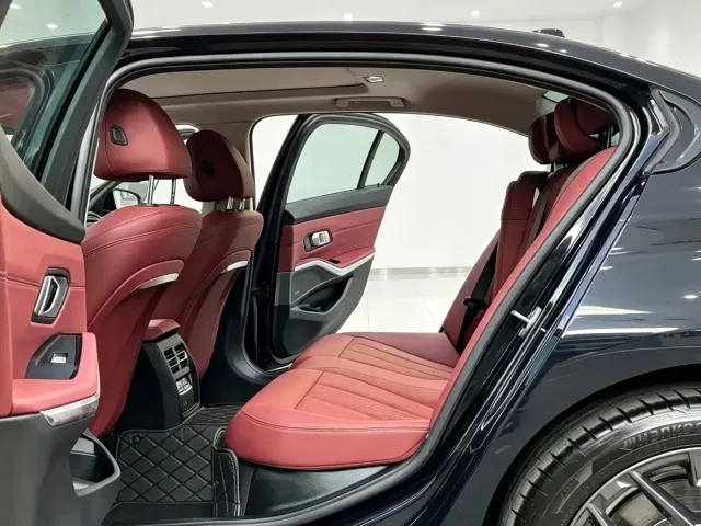 BMW 3 Series — Фото автомобиля 15