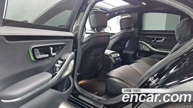 Mercedes-Benz S-Class W223 — Фото автомобиля 16