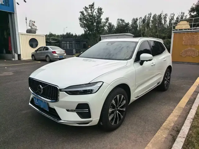 Фотография автомобиля — Volvo XC60