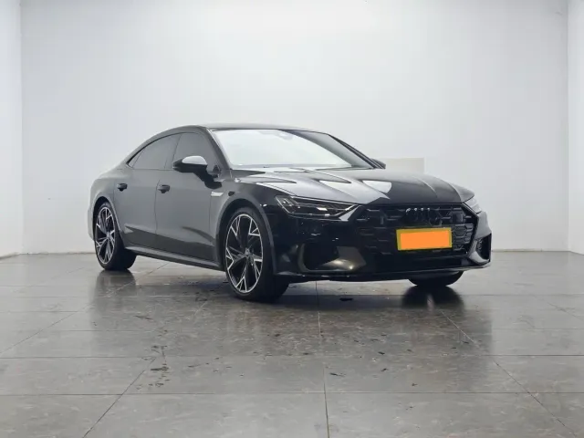 Audi A7L — Фото автомобиля 2