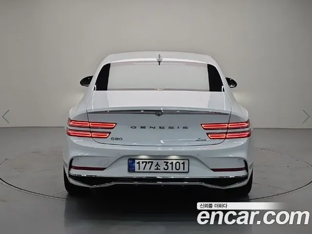 Genesis G80 RG3 — Фото автомобиля 2