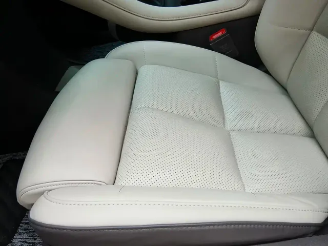 IM Motors LS6 — Фото автомобиля 20