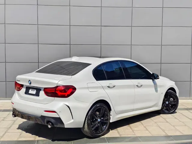 BMW 1 Series — Фото автомобиля 3