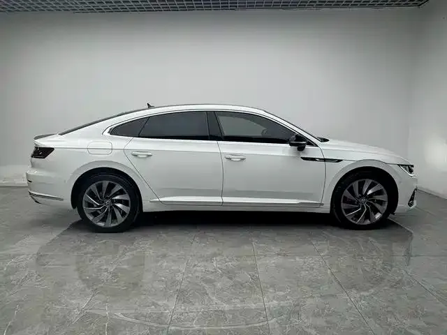 Volkswagen CC — Фото автомобиля 7