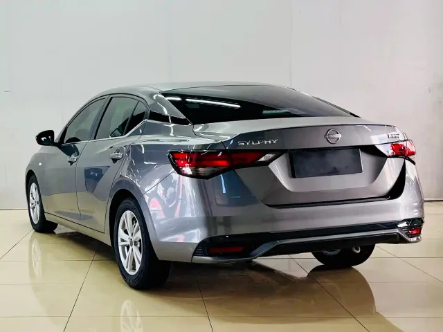 Nissan Sylphy — Фото автомобиля 8