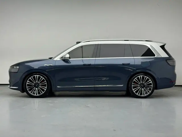 AITO Wenjie AITO M9 2024 Extended Range Ultra 42kWh 6-Seater — Фото автомобиля 15