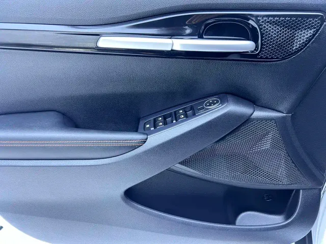 Kia Seltos — Фото автомобиля 8
