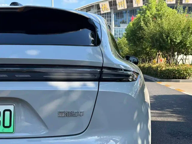 Nio ET5 Touring — Фото автомобиля 20