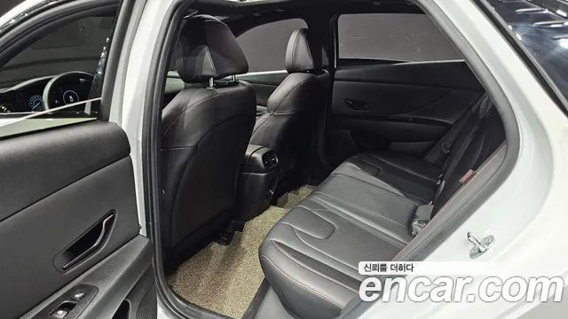 Hyundai Avante CN7 — Фото автомобиля 18