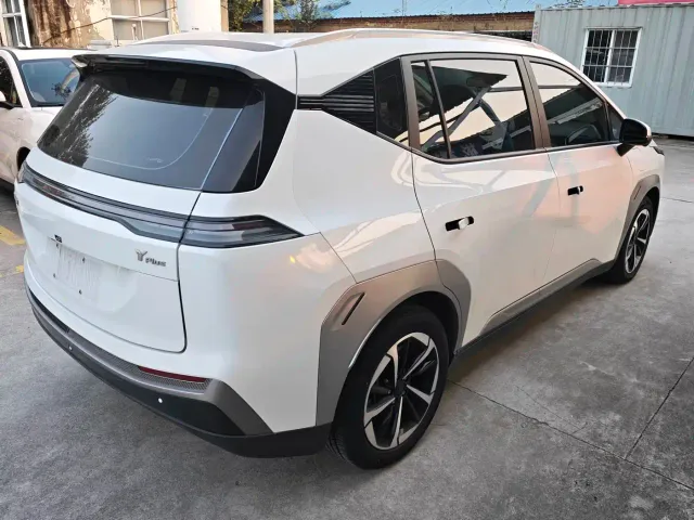 GAC Aion Y — Фото автомобиля 6