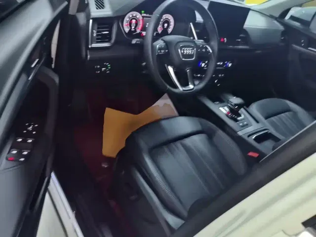Audi Q5L — Фото автомобиля 15