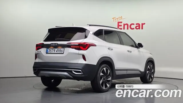 Kia Seltos — Фото автомобиля 2