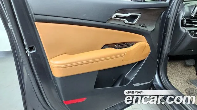 Kia Sportage Sportage 5-е поколение Бензин 1.6 турбо 2WD — Фото автомобиля 18