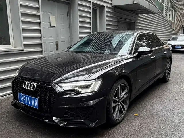Фотография автомобиля — Audi A6L