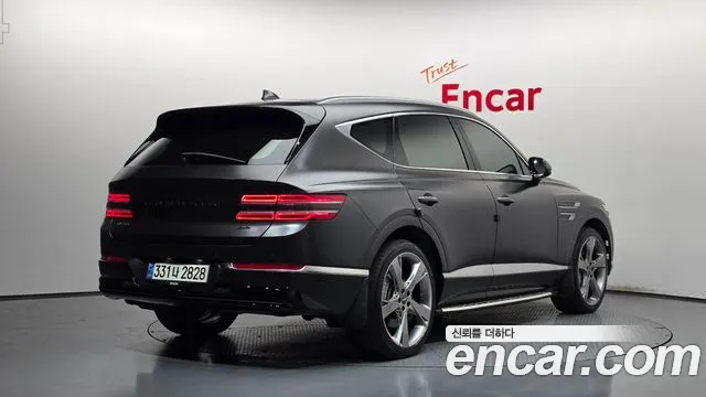 Genesis GV80 — Фото автомобиля 2