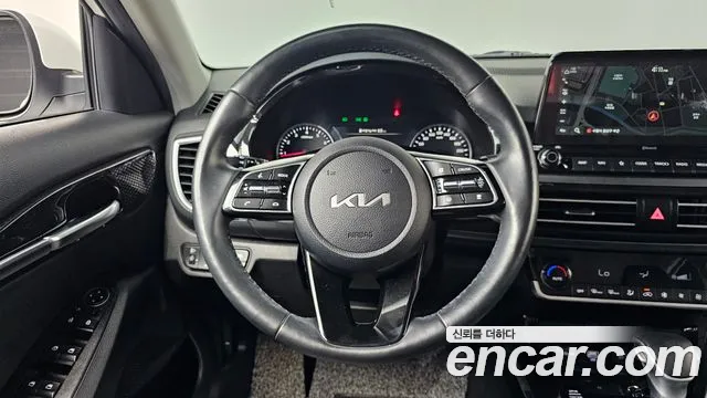 Kia Seltos — Фото автомобиля 13