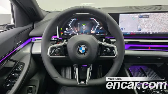 BMW 5-Series — Фото автомобиля 12