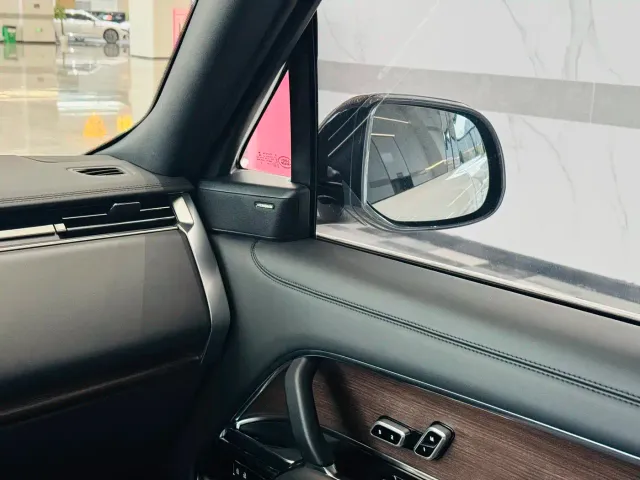 Land Rover Range Rover — Фото автомобиля 19