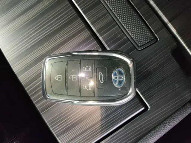 Toyota Sienna — Фото автомобиля 8