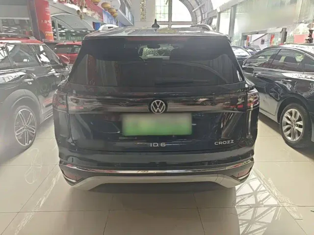 Volkswagen ID.6 Crozz — Фото автомобиля 5