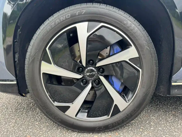 BYD Sealion 07 EV — Фото автомобиля 11