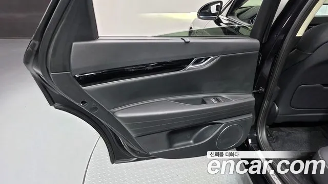 Genesis G80 RG3 — Фото автомобиля 14