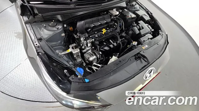Hyundai Avante CN7 — Фото автомобиля 6