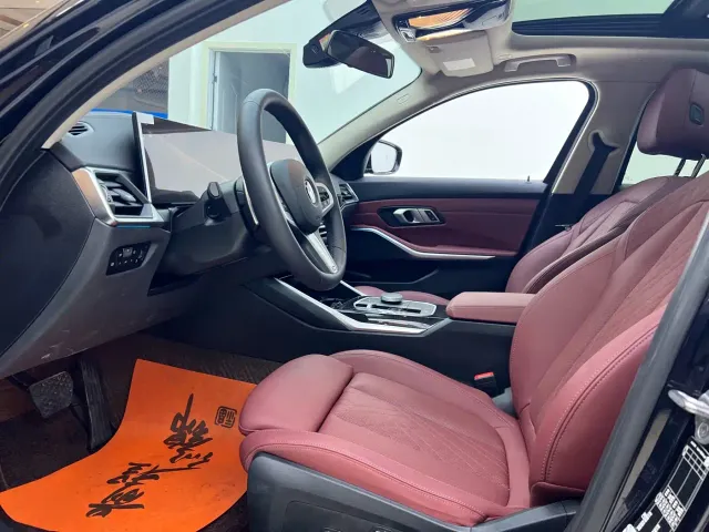 BMW 3 Series — Фото автомобиля 11