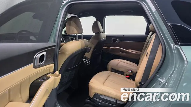 Kia Sorento Новый Sorento 4 поколение Дизель 2.2 4WD — Фото автомобиля 11