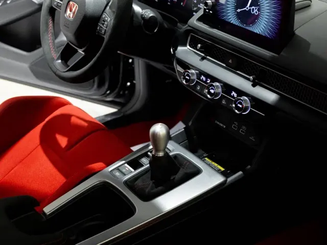 Honda Civic — Фото автомобиля 7