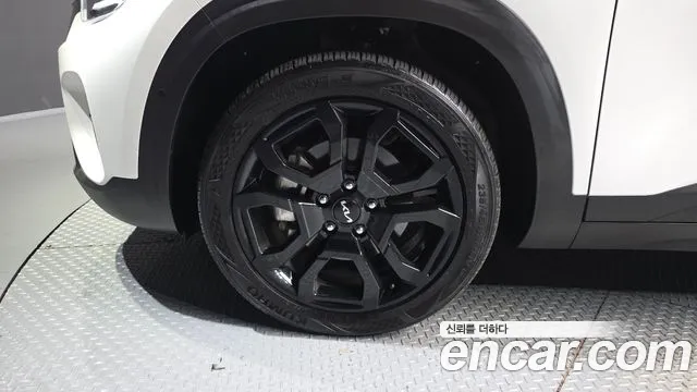 Kia Seltos New — Фото автомобиля 5