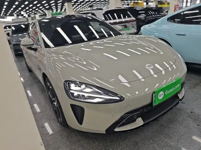 Xiaomi SU7 — Фото автомобиля 3