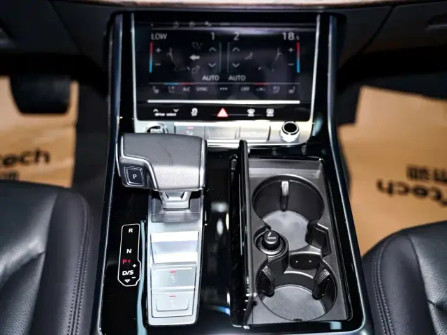 Audi Q7 — Фото автомобиля 22